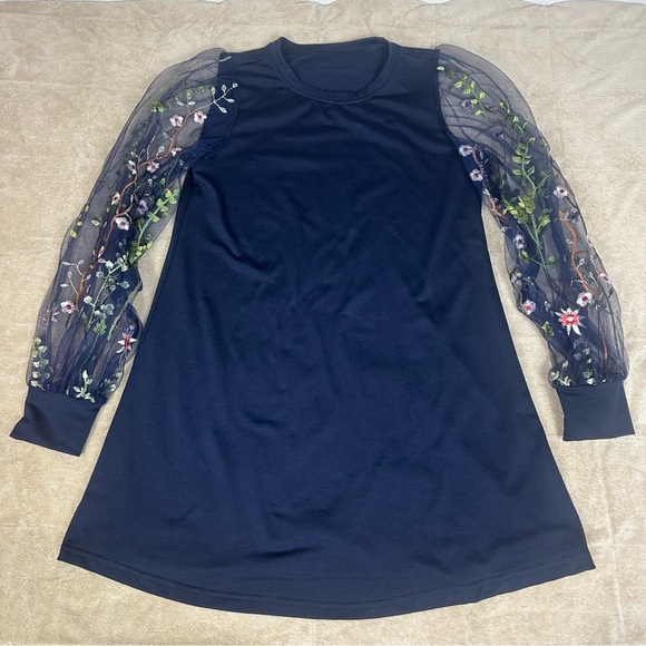 Tops - Sheer Fairy Goth Top Mesh Floral Embroidery Sleeve Tunic‎ Navy Crew Neck Wms XS